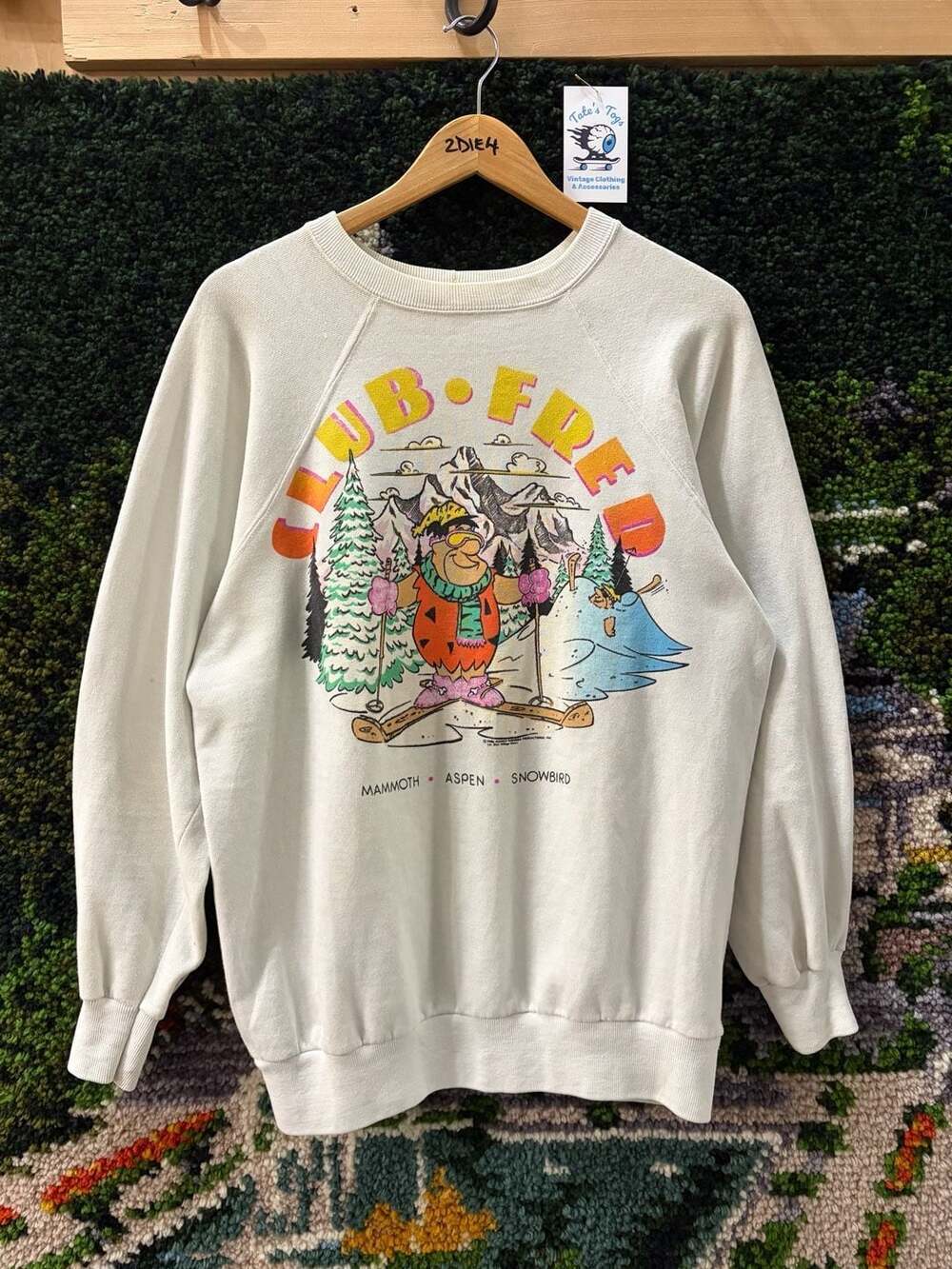 Vintage 1986 Club Fred The Flintstones Skiing Mammoth Aspen Snowbird Sweatshirt